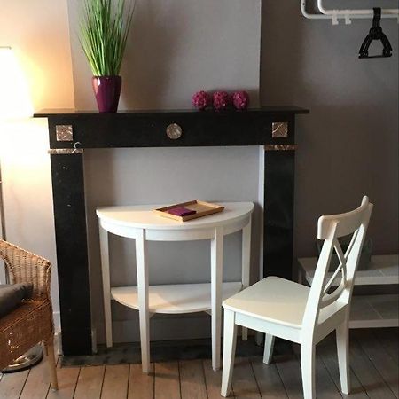 De Gelaarsde Kat Bed and Breakfast Υπρ Εξωτερικό φωτογραφία