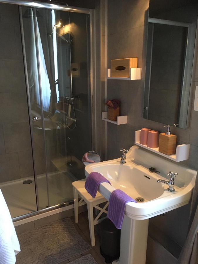 De Gelaarsde Kat Bed and Breakfast Υπρ Εξωτερικό φωτογραφία